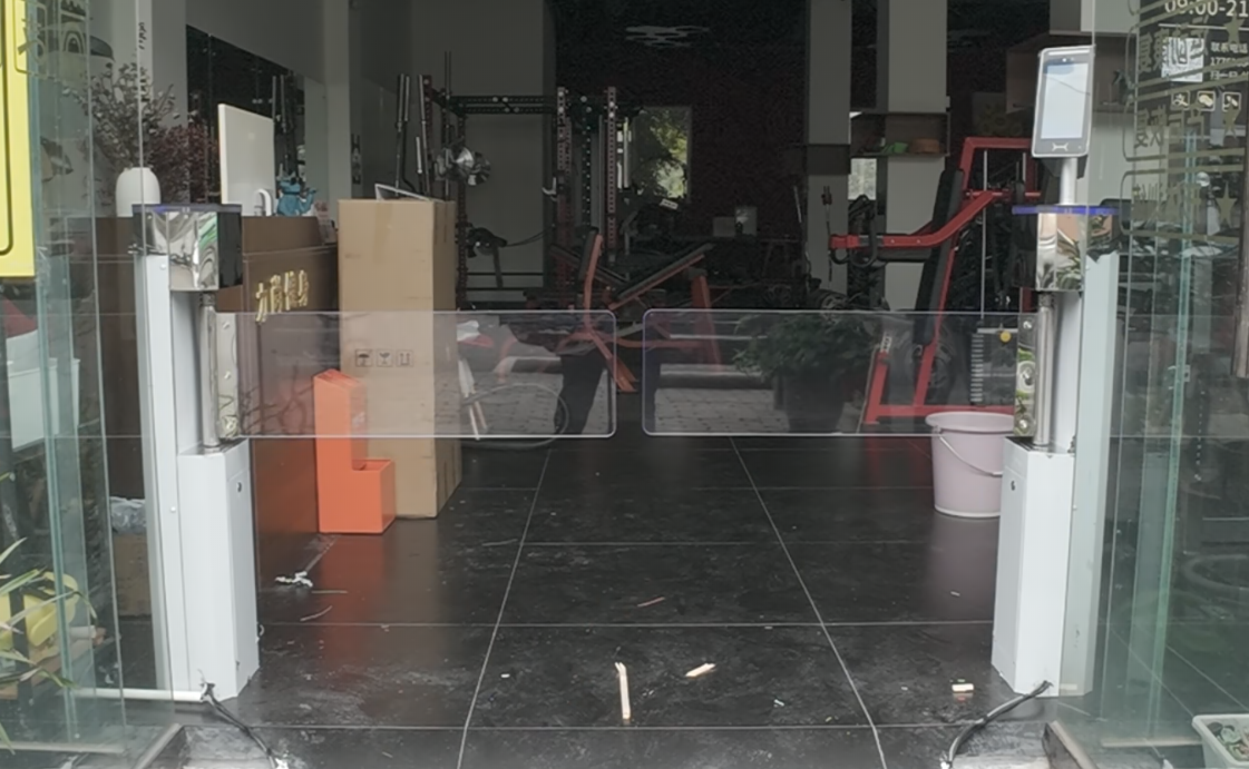 门店出入口智能通道设备安装调试案例